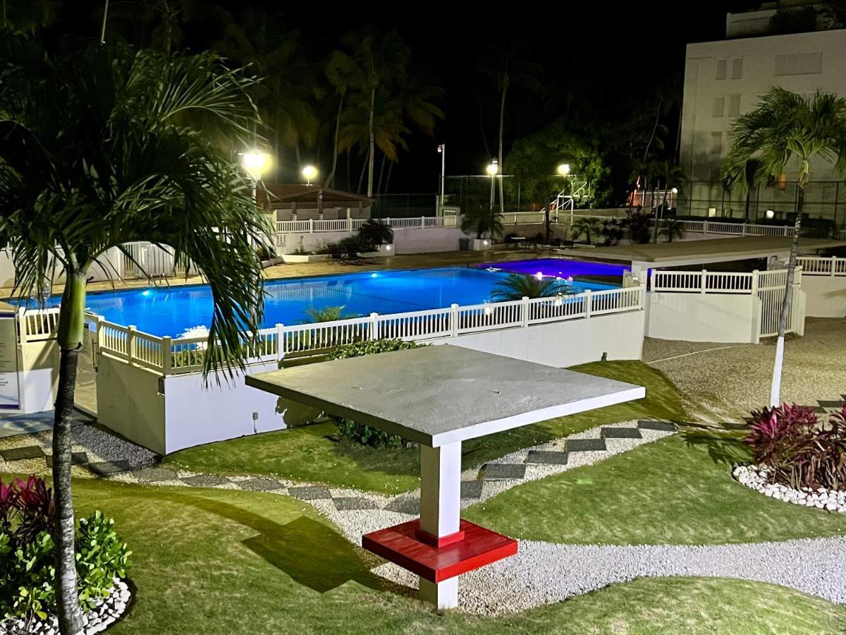 Beachfront Tropical Tantra Apartment San Juan Buitenkant foto