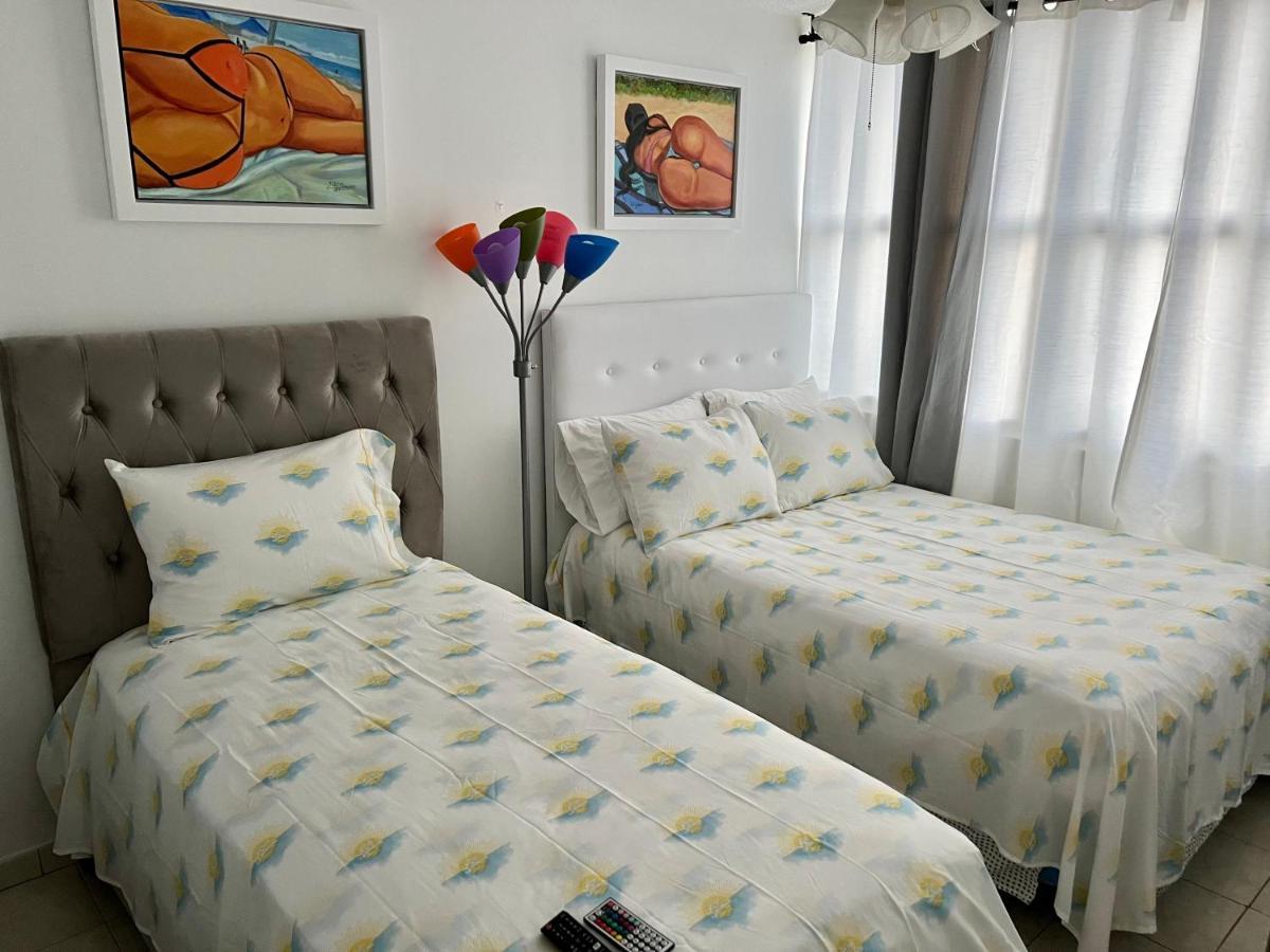 Beachfront Tropical Tantra Apartment San Juan Buitenkant foto