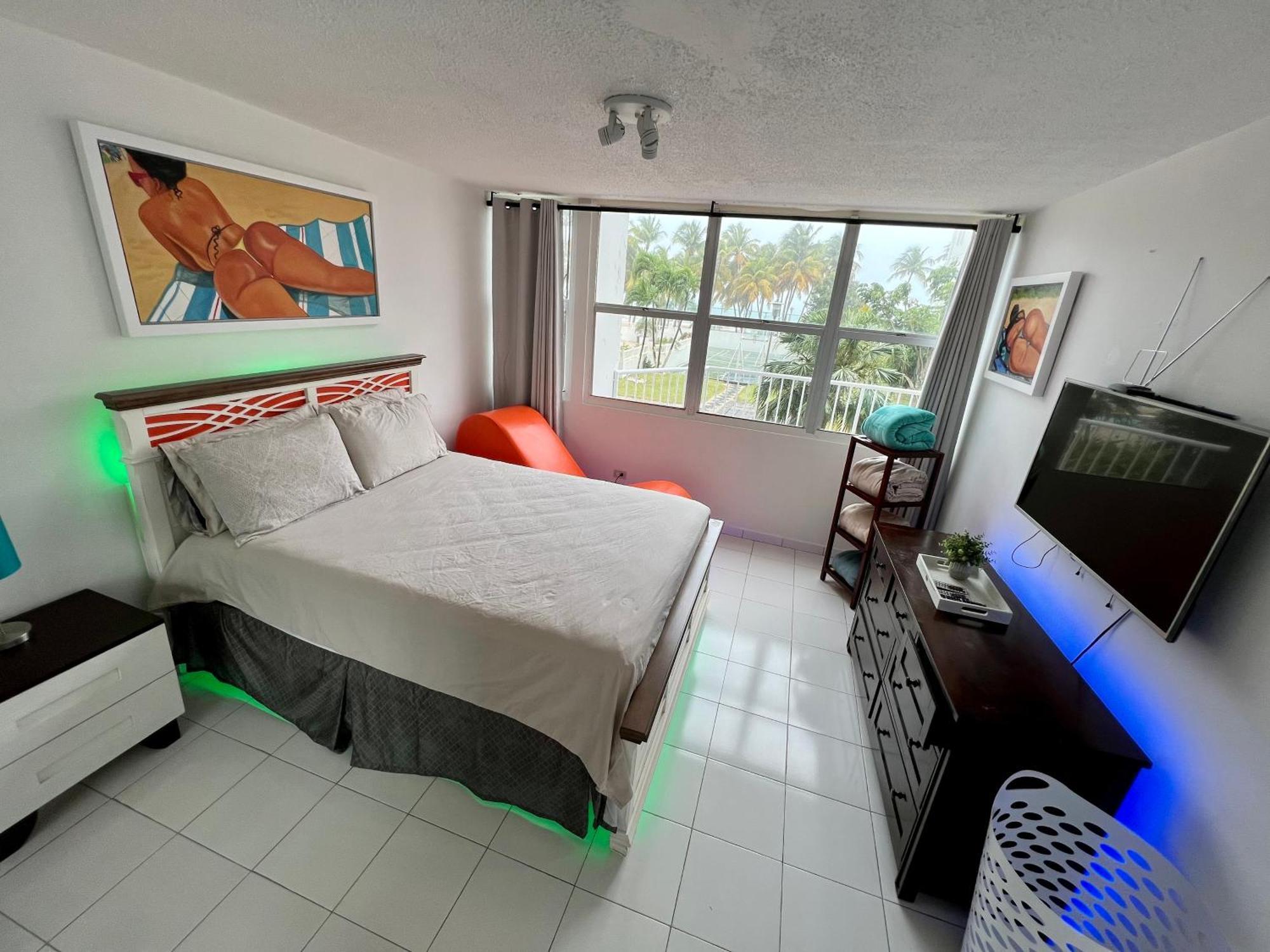 Beachfront Tropical Tantra Apartment San Juan Buitenkant foto