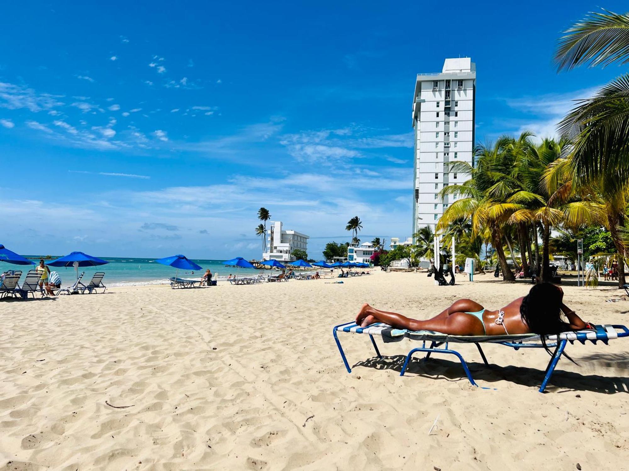 Beachfront Tropical Tantra Apartment San Juan Buitenkant foto