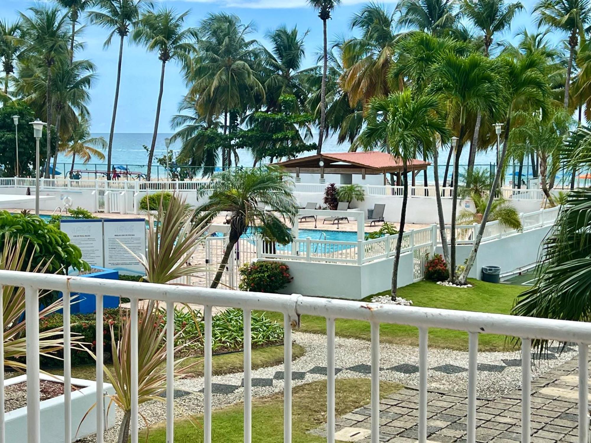 Beachfront Tropical Tantra Apartment San Juan Buitenkant foto