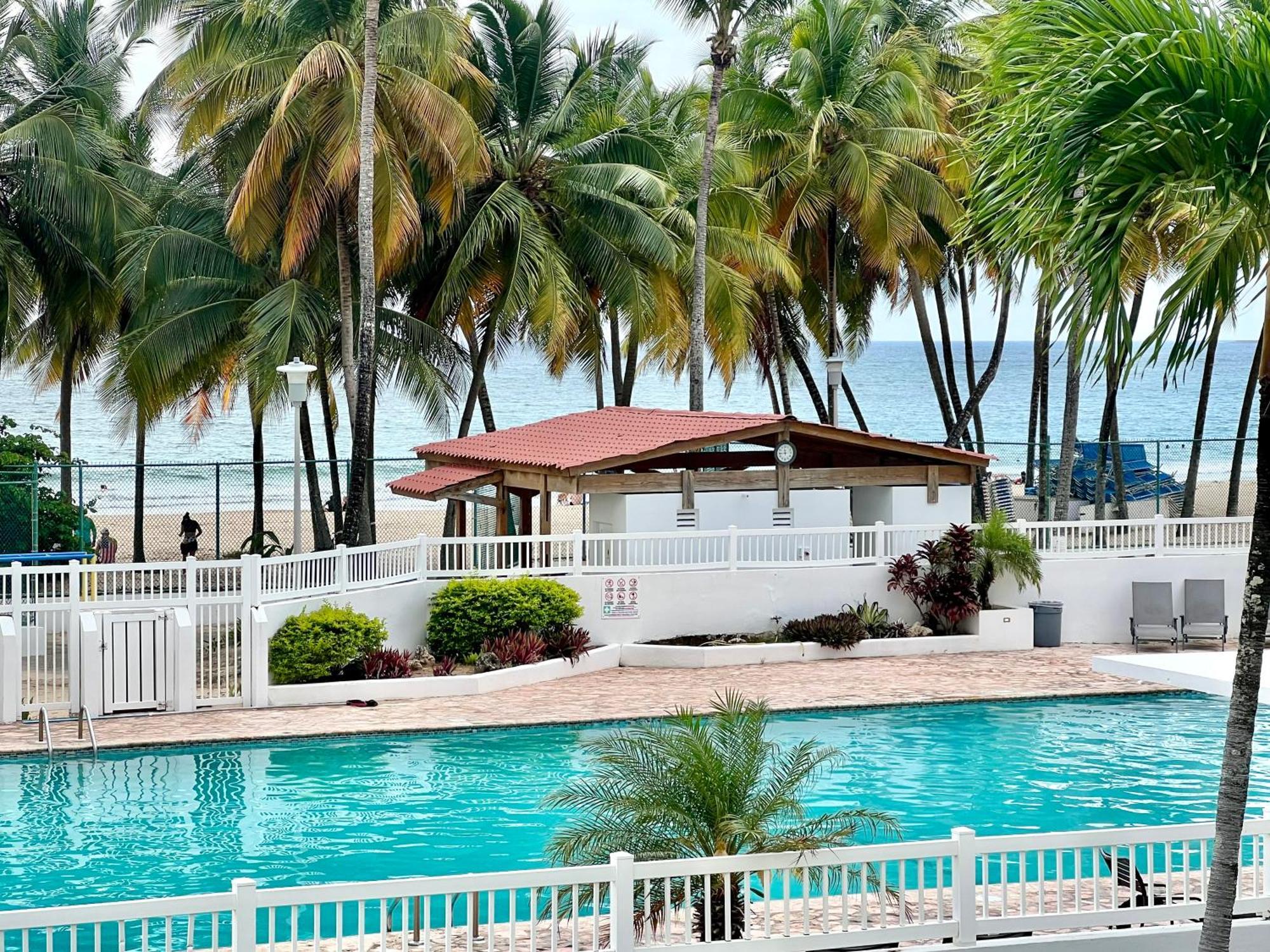 Beachfront Tropical Tantra Apartment San Juan Buitenkant foto